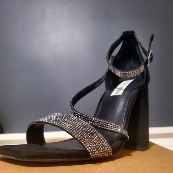 Steve Madden Shoes - Steve Maden